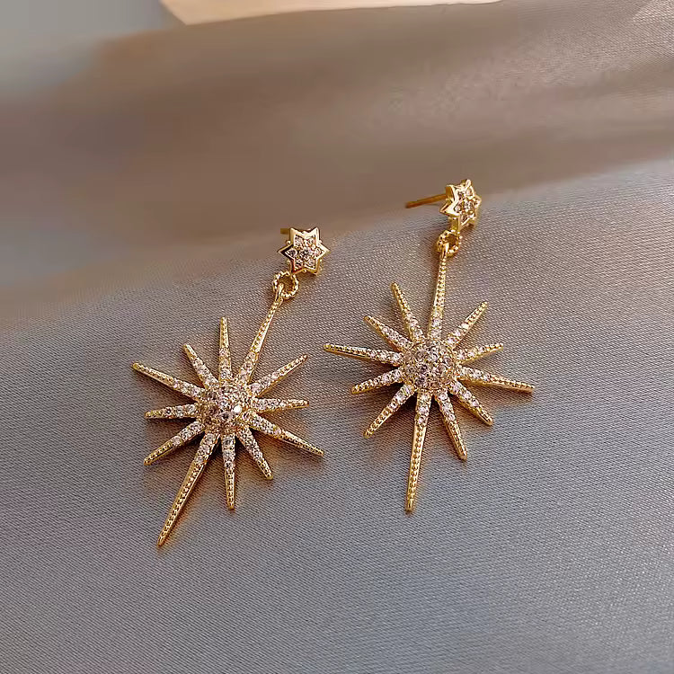 Dangle Earrings New Star. Queen D LA