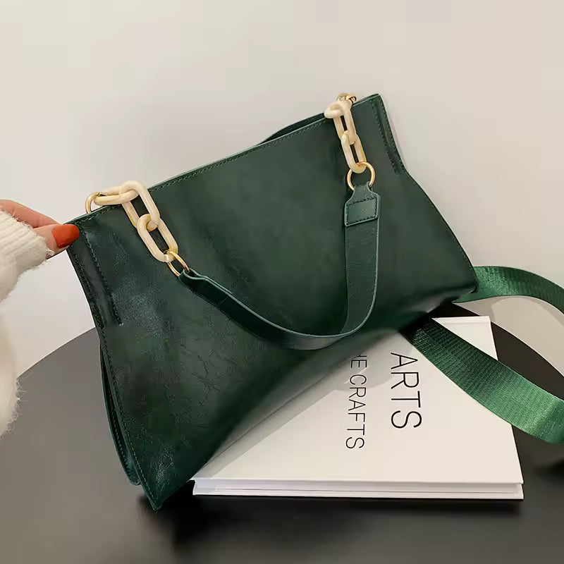 Green Synthetic Leather Handbag. Queen D LA
