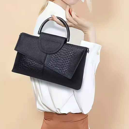 Black Crocodile Pattern Synthetic Leather Bag. Queen D LA